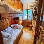 Large Flat, 5min To Sky Slopes, Garage Apartamento *