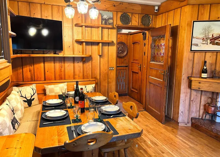 Large Flat, 5min To Sky Slopes, Garage Appartement *