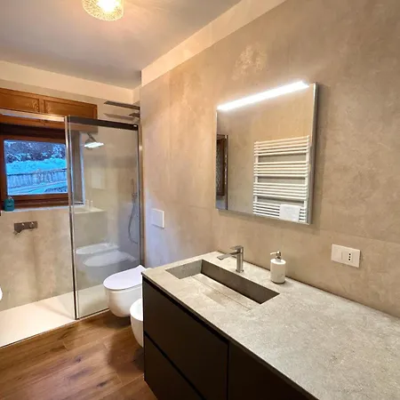 Apartmán Large Flat, 5min To Sky Slopes, Garage *